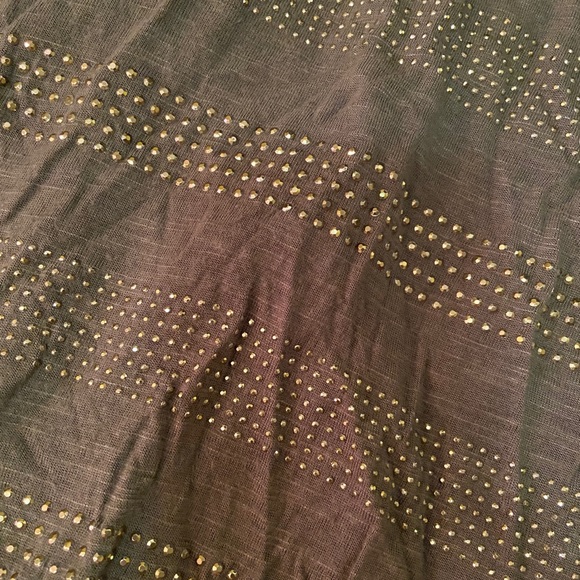 Tank - Picture 2 of 4